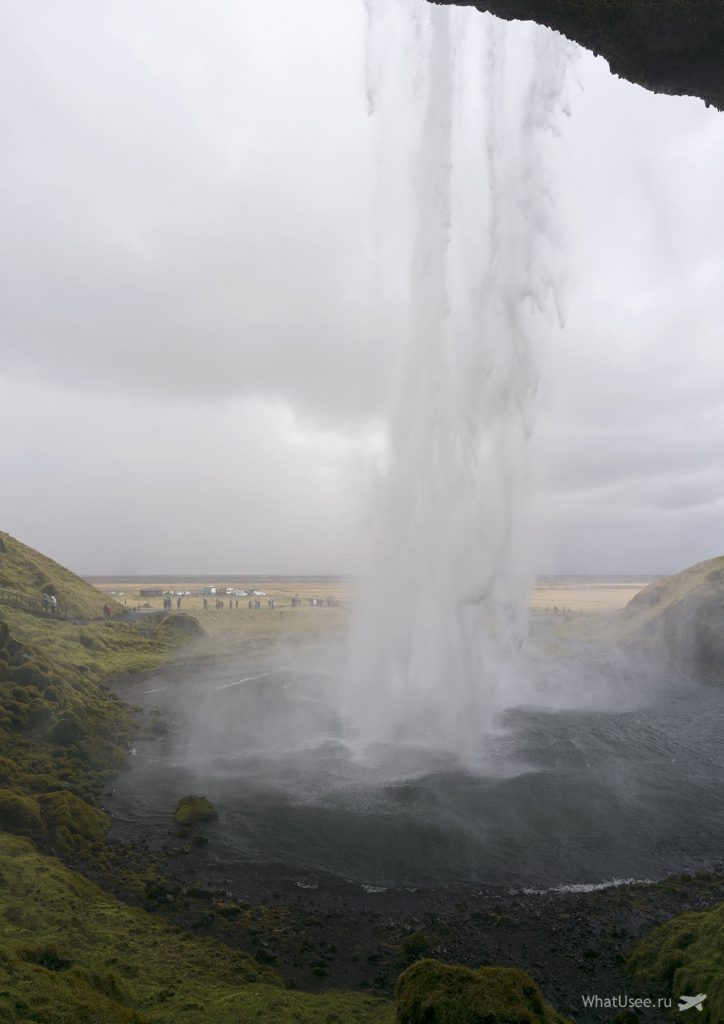 Водопад Seljalandsfoss